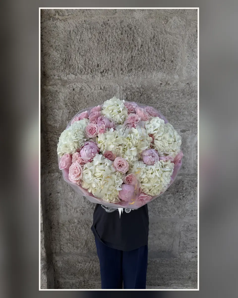 Букет Blush Garden — MC Premium Flowers