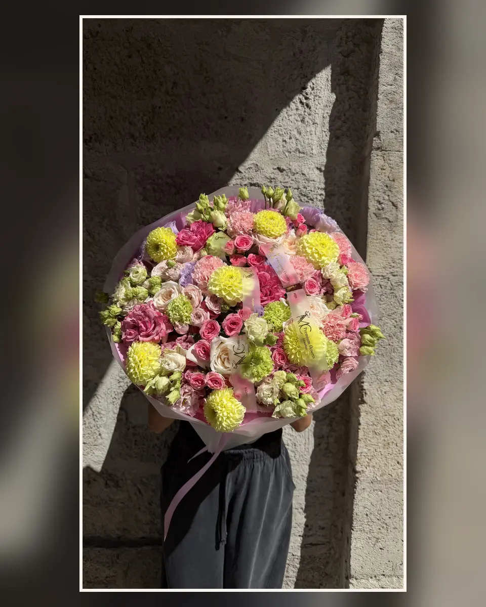 Colour Symphony — MC Premium Flowers