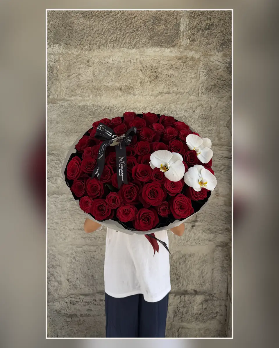Noir Red Rose & Orchid — MC Premium Flowers